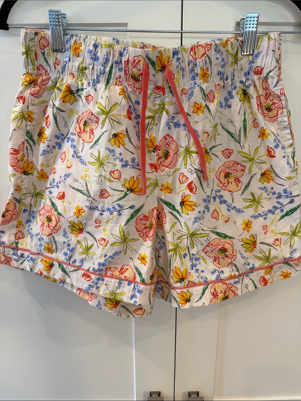 Women's LL Bean Floral Drawstring Shorts -Cream with Pink & Yellow Flower Sz XS
